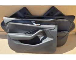 Paneles de Puerta de Cuero con Iluminación LED para VW Passat B9 - Juego Original en Perfecto Estado