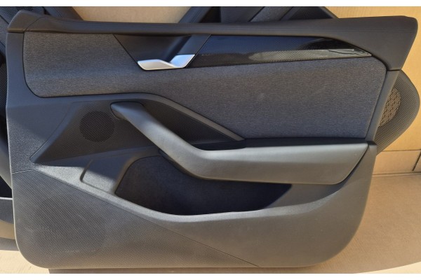 Paneles de Puerta de Cuero con Iluminación LED para VW Passat B9 - Jue