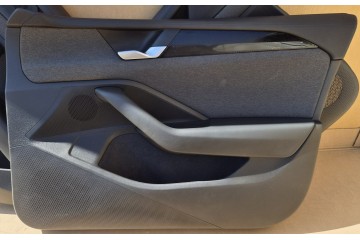 Paneles de Puerta de Cuero con Iluminación LED para VW Passat B9 - Jue