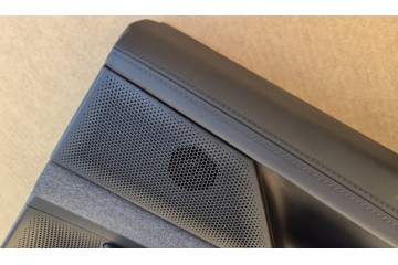 Paneles de Puerta de Cuero con Iluminación LED para VW Passat B9 - Jue