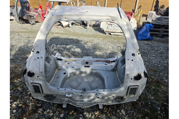 TOYOTA YARIS IV PAS TY WANNA SCIANA BIAA 040