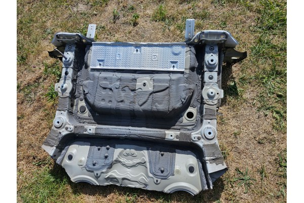 Toyota Yaris GR tylny pas z wanna Part manufacturer Toyota OE