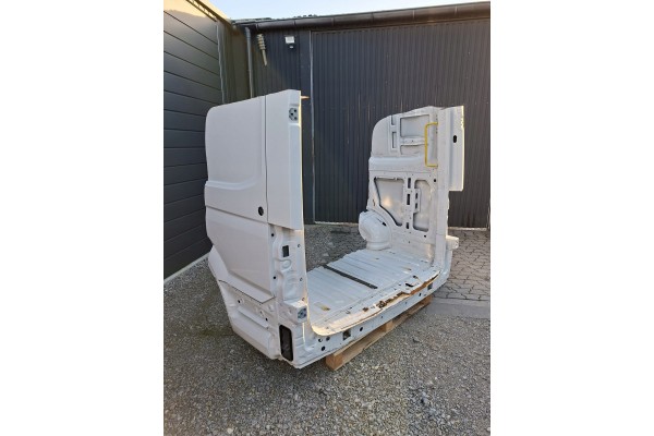 CRAFTER II MAN TGE rear fender floor belt rear cut element