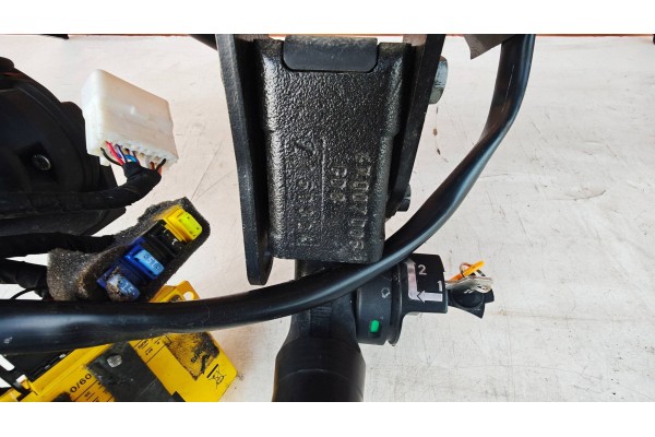 Juego Completo de Barra de Remolque para Toyota Yaris Cross 4009L096M
