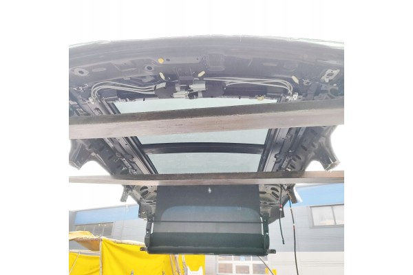 Roof for LAND ROVER RANGE ROVER SPORT II L494 2013 Present Part manufacturer Land Rover OE