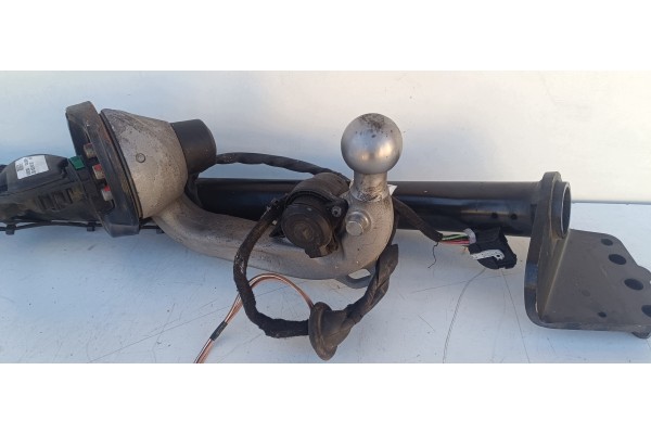 A1183100700 MERCEDES CLA W118 ELECTRIC TOWBAR WITH OE BEAM Catalog number of the original A1183100700