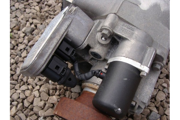 BRIDGE REAR VOLVO XC90 AND 2 4 DIESEL P30759533 Catalog number of the original S835286