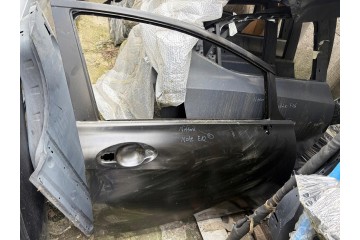 Door front right Nissan Note E12 NEW Catalog number of the part DRZE12