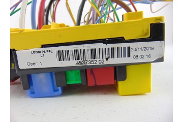 9804846880 CAJA RELES / FUSIBLES PEUGEOT 3008 Allure 9804846880 198015 PEUGEOT - 3