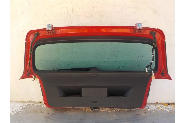 31 VOLKSWAGEN GOLF VI HB TAILGATE REAR Product weight with unit packaging 40 kg