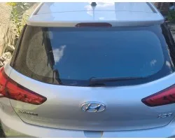 Cristal de tapa trasera derecha para maletero Hyundai i20 II 2014- HB 5 puertas color con arañazos conjunto