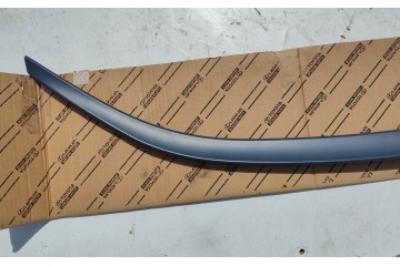 SPOILER LOTKA KLAPY TYLNEJ TOYOTA COROLLA E21 SEDAN NOWY ORYGINALNY Car type passenger cars
