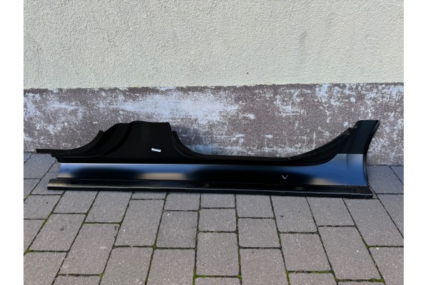 SKODA SUPERB III 3 15 24 THRESHOLD RIGHT REAR THRESHOLD PLATING NEW Catalog number of the part SKODA SUPERB III 3 15 24 PROG PRA