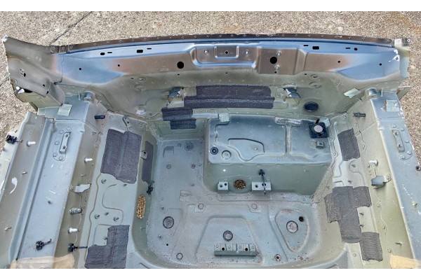 Audi A8 D5 4N pas tylny bagaznika wanna podoga wzmocnienie Quality of parts according to GVO O original with manufacturer s logo