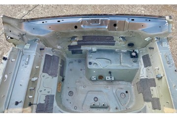 Audi A8 D5 4N pas tylny bagaznika wanna podoga wzmocnienie Quality of parts according to GVO O original with manufacturer s logo