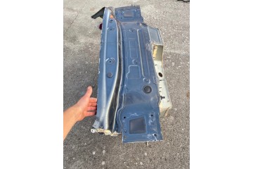 Audi A8 D5 4N pas tylny bagaznika wanna podoga wzmocnienie Catalog number of the part 4N0813361D LZ7S Europa