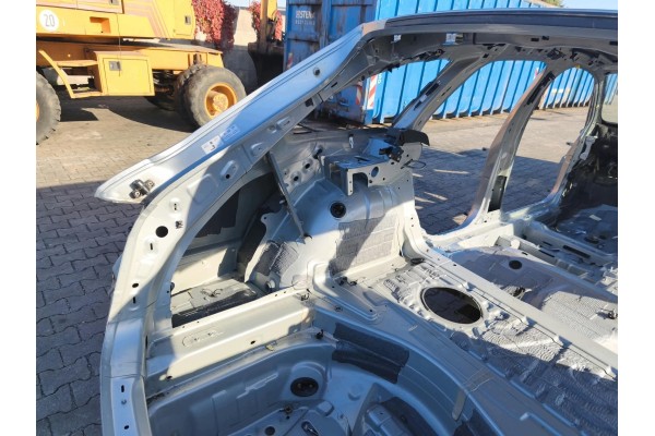 BELT REAR FLOOR QUARTER BOOT TUB AUDI A6 C7 AVANT STATION WAGON Packaging status no packaging