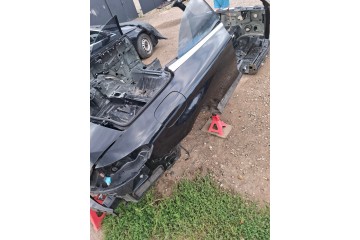 MERCEDES W205 CONVERTIBLE BLOTNIK LEFT MADE RIGHT PERFECT BELT REAR BATH 040 Part manufacturer Mercedes Benz OE
