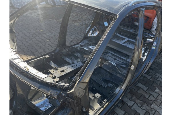 ROOF POSTS ROOF PLATING AUDI Q7 II 4M 15 LZ7S Car type passenger cars