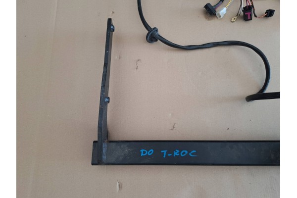 Rear Towing Hook for Volkswagen T Roc 17 24 K71V Catalog number of the part K71V ahtmmk1