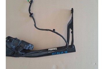 Electric hook Skoda Octavia Mk4 4 5e3 5E3803881A Car type passenger cars