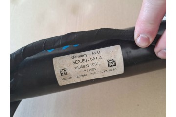 Enganche eléctrico para remolque Skoda Octavia Mk4 5E3803881A