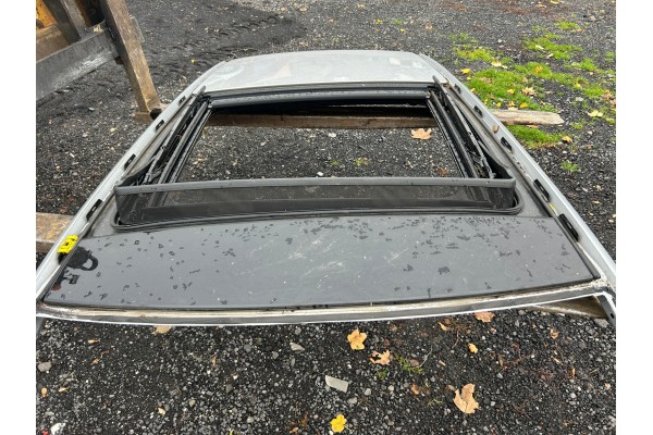 MERCEDES W177 ROOF Version European