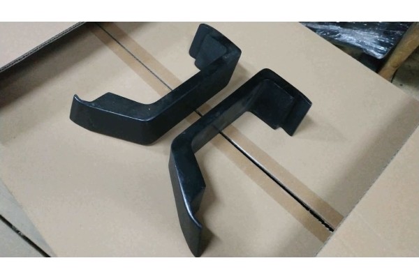 Rear bumper tips BRB Mercedes W463 GFK Installation side rear