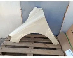 Guardabarros delantero izquierdo de acero para Mercedes Clase B W246 (09/2011 - 10/2014), Pre-Facelift, Código de color 623