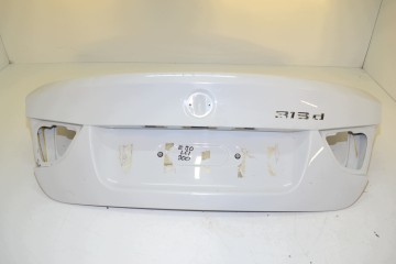 BMW E90 LCI 300 TAILGATE Packaging status replacement