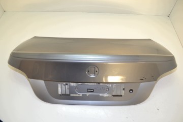 BMW E60 TAILGATE SPOILER Packaging status replacement