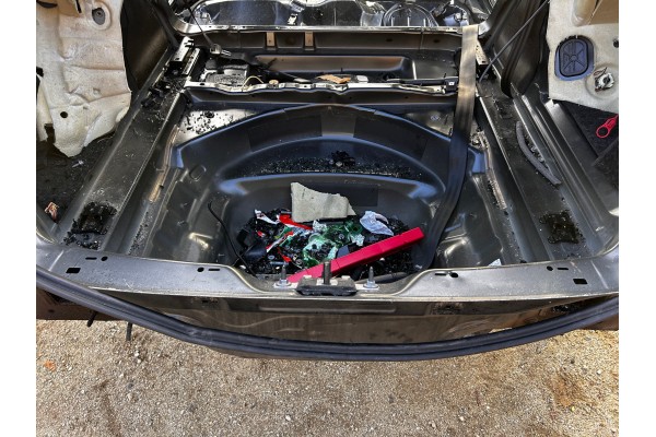 REAR STRAP FLOOR TRUNK TUBE AUDI A4 B9 Kombi 2017 Quattro