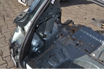 SANDERO III STEPWAY QUARTER FENDER LEFT RIGHT REAR TUB REAR BELT ASS Car type passenger cars