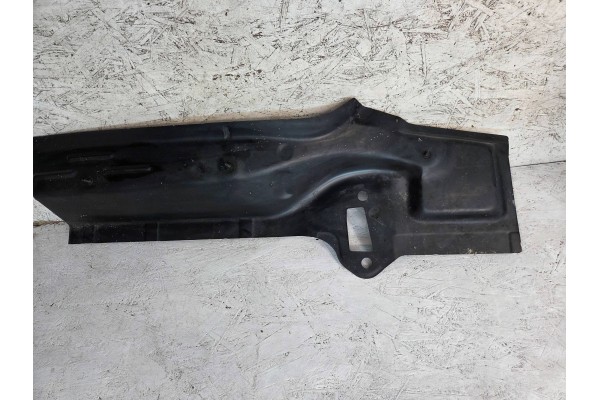 BMW 4 G22 BELT REAR RIGHT TUB COVER REINFORCEMENT 7472303