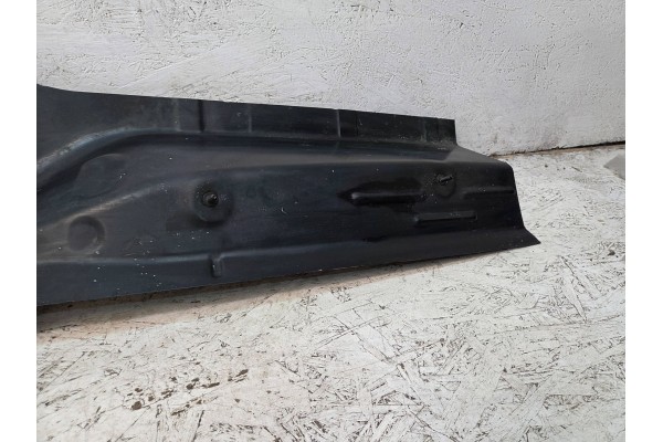 Refuerzo de Carrocería Trasera Derecho BMW Serie 4 G22 7472303