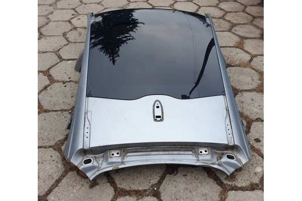 Montaje de techo panorámico para Volvo V40 II Cross Country (2016)