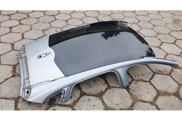Montaje de techo panorámico para Volvo V40 II Cross Country (2016)