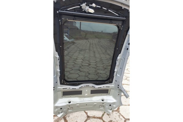 Montaje de techo panorámico para Volvo V40 II Cross Country (2016)