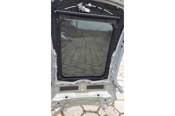 Montaje de techo panorámico para Volvo V40 II Cross Country (2016)