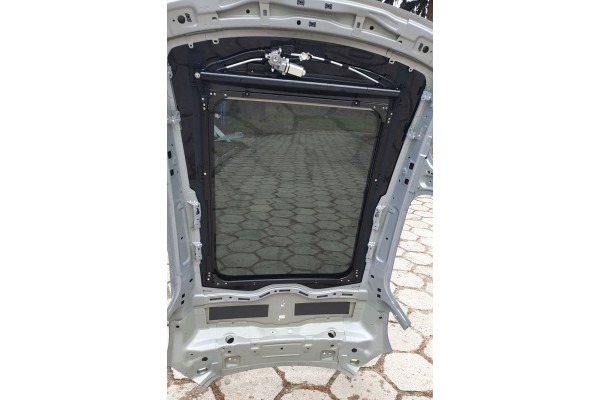 Montaje de techo panorámico para Volvo V40 II Cross Country (2016)
