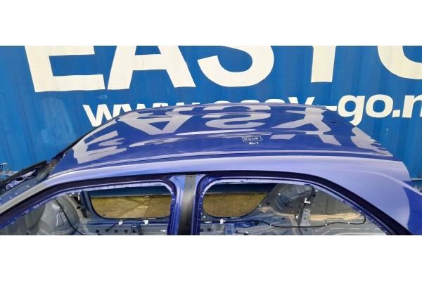 Toyota Yaris Cross Roof 8W7 XX06
