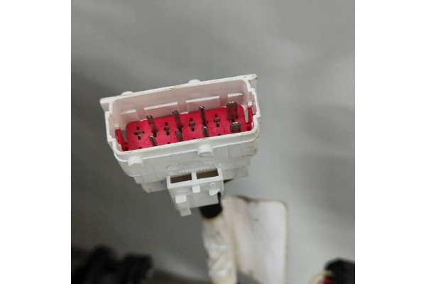 Roof folding mechanism PEUGEOT 307 CC 3B 2003 2009 8446R2 Quality of parts according to GVO O original with manufacturer s logo 