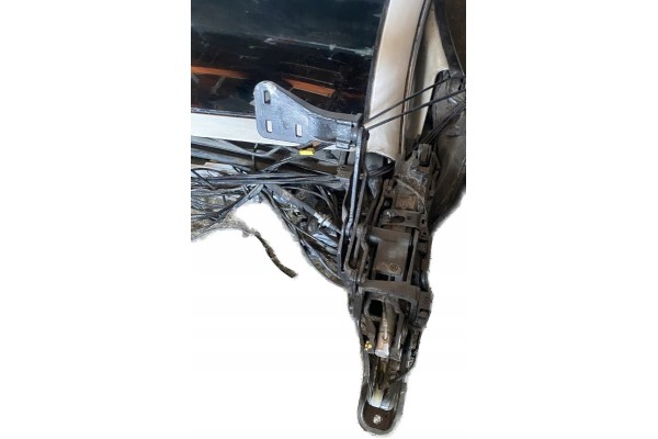 Mudguard MERCEDES BENZ SL CLASS R230 2001 2012 Part manufacturer Mercedes Benz OE