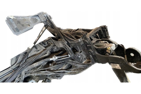 Mudguard MERCEDES BENZ SL CLASS R230 2001 2012 Catalog number of the original A23079018409197 A2307901840