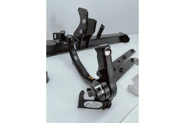Toyota C-HR I 2016-2023 Bola de Remolque Desmontable (OEM Brink) PW960