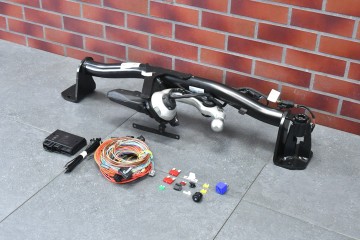 ELECTRIC TOW BAR INSTALLATION BMW X2 U10 4651km Part manufacturer BMW OE