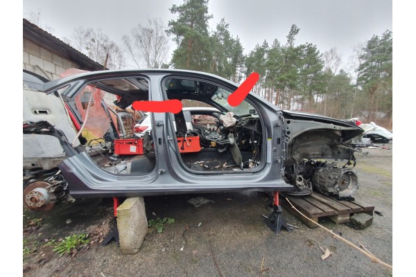AUDI A3 S3 RS3 8V 8VS 8VM LX7R DACH SEDAN PANORAMA KOMPLETNY Part manufacturer Audi OE