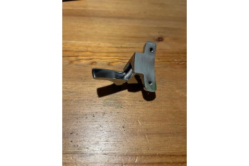 Mercedes w121 190SL A1217700129 zaczep hak miekkiego dachu softtop lewy Catalog number of the part A1217700129