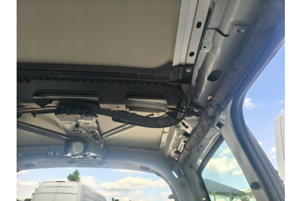 DACH PANORAMA SZKLANY DACH SZYBA PEUGEOT 5008 I Car type passenger cars