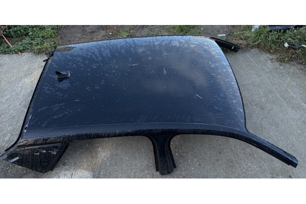 Audi Q2 81A roof